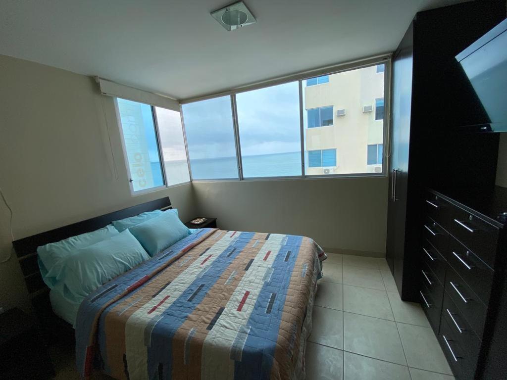 Comodo Apartamento Con Vista Al Mar. Salinas  Exteriör bild